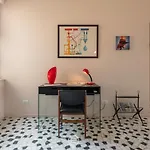 Harbor View Apartment